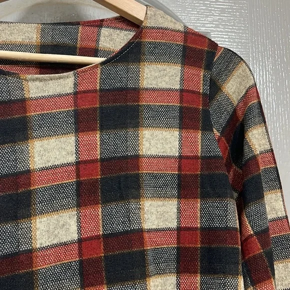 Checkered full sleeves warmer in size medium - Picture 4 of 6